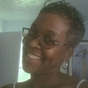 Meet your Posher, Kelli